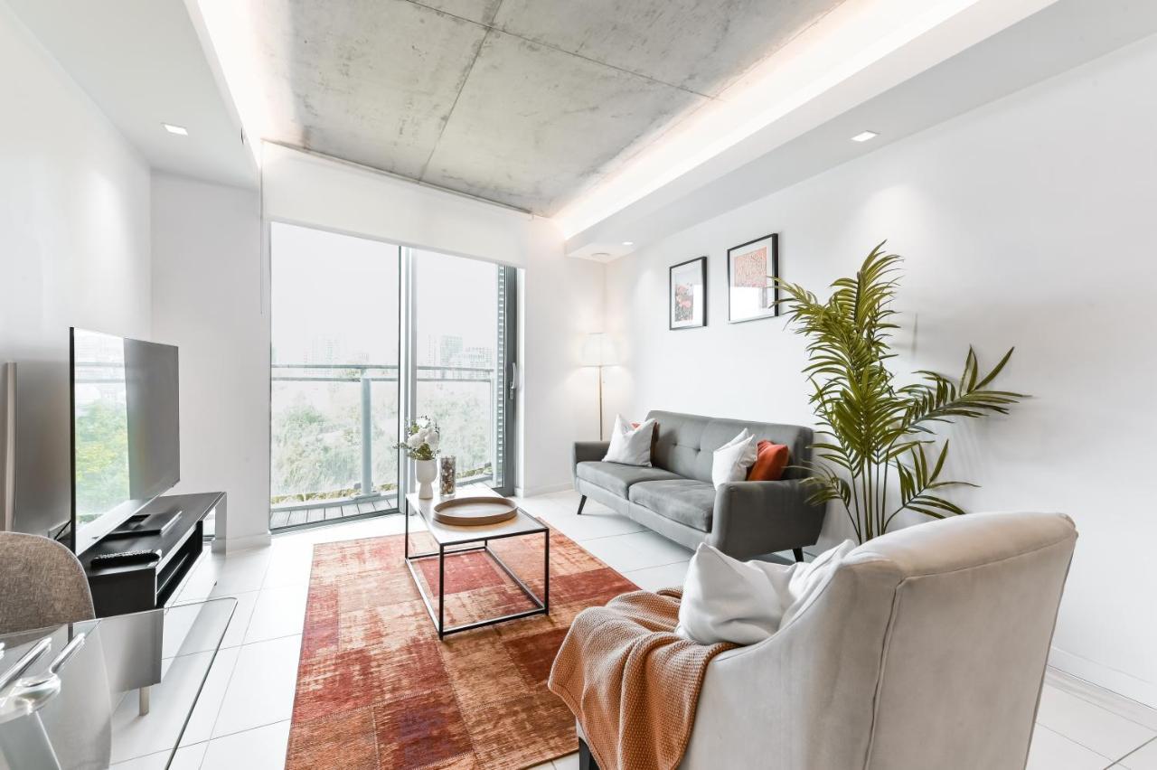 Khayat Homes - The Curve - One Bed Λονδίνο Εξωτερικό φωτογραφία